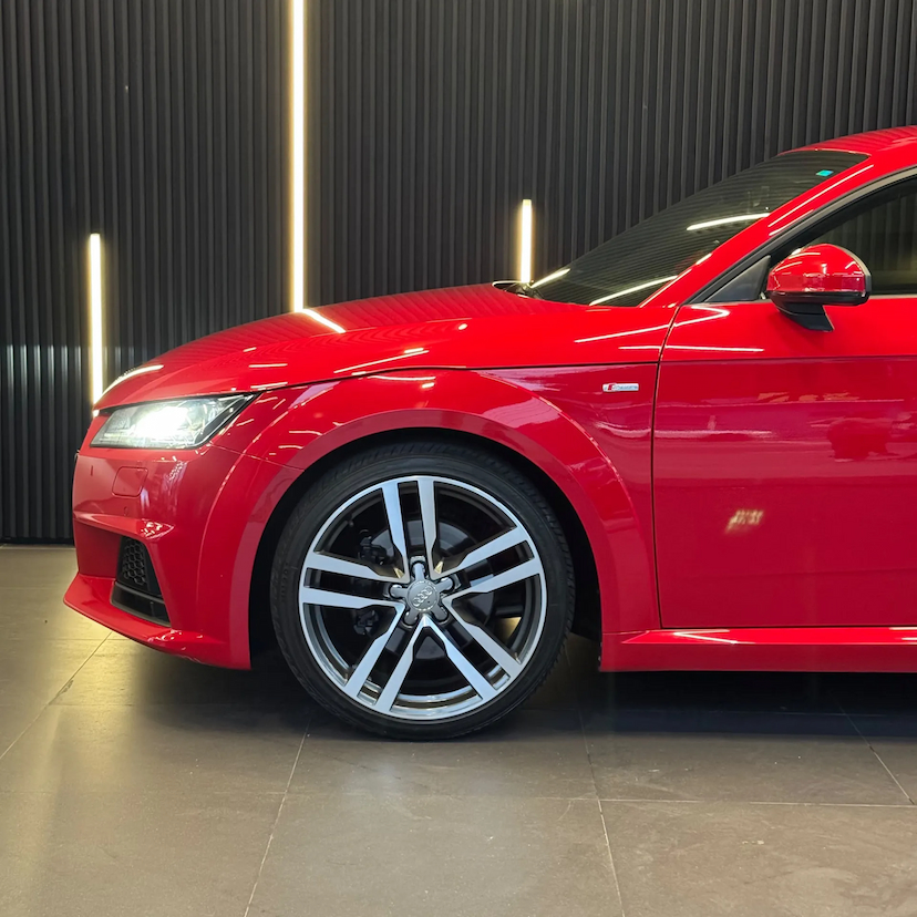 Foto do veículo AUDI TT 2.0 TFSI COUPÉ AMBITION 2P GASOLINA S-TRONIC 2018 33.490 KM 274.990,00