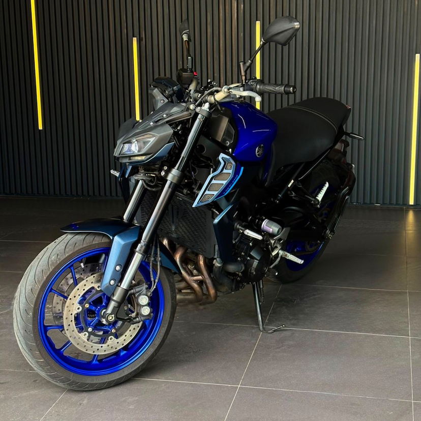 Foto do veículo YAMAHA MT-09 850CC/ABS 2023 24.000 KM 52.990,00