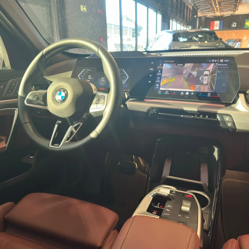 Foto do veículo BMW X1 2.0 16V TURBO GASOLINA SDRIVE20I M SPORT STEPTRONIC 2026 7.293 KM 329.990,00