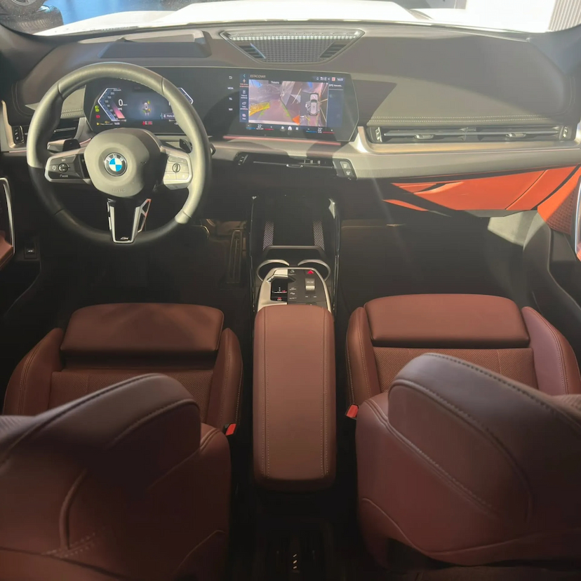 Foto do veículo BMW X1 2.0 16V TURBO GASOLINA SDRIVE20I M SPORT STEPTRONIC 2026 7.293 KM 329.990,00