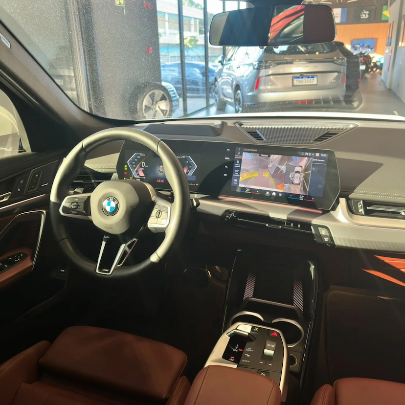 Foto do veículo BMW X1 2.0 16V TURBO GASOLINA SDRIVE20I M SPORT STEPTRONIC 2026 7.293 KM 329.990,00