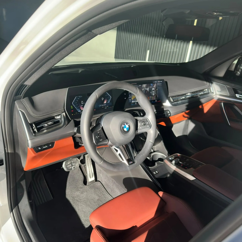 Foto do veículo BMW X1 2.0 16V TURBO GASOLINA SDRIVE20I M SPORT STEPTRONIC 2026 7.293 KM 329.990,00