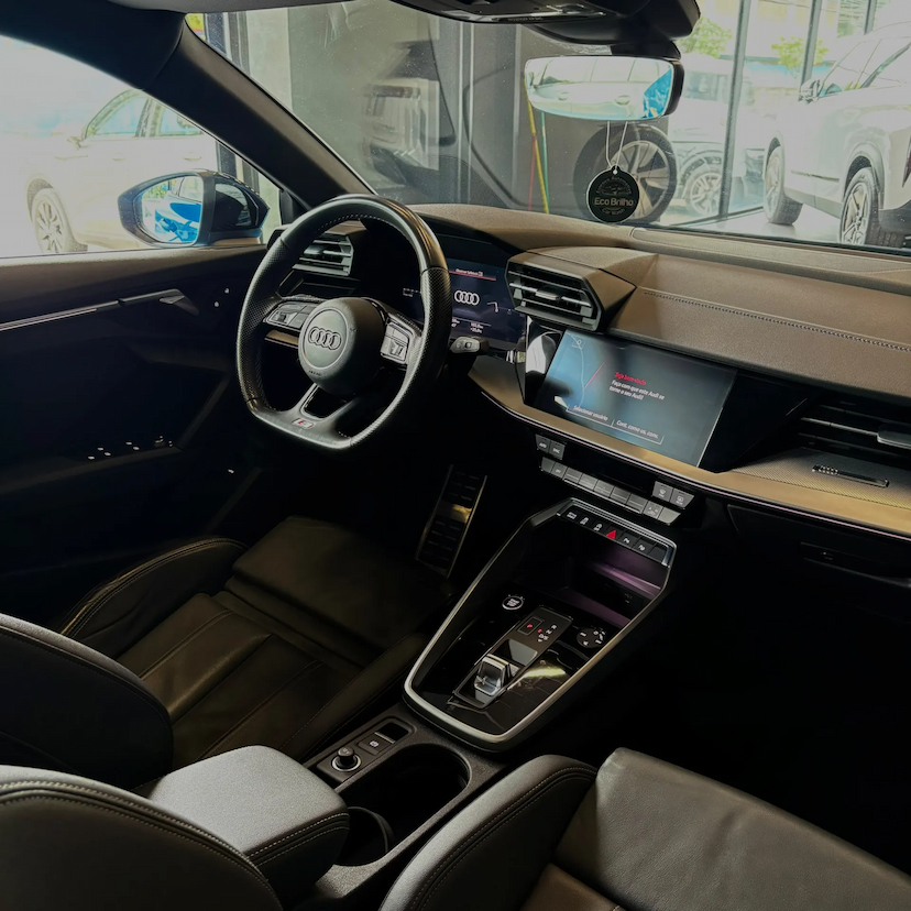 Foto do veículo AUDI A3 2.0 40 TFSI MHEV SEDAN PERFORMANCE BLACK S-TRONIC 2022 48.000 KM 195.000,00