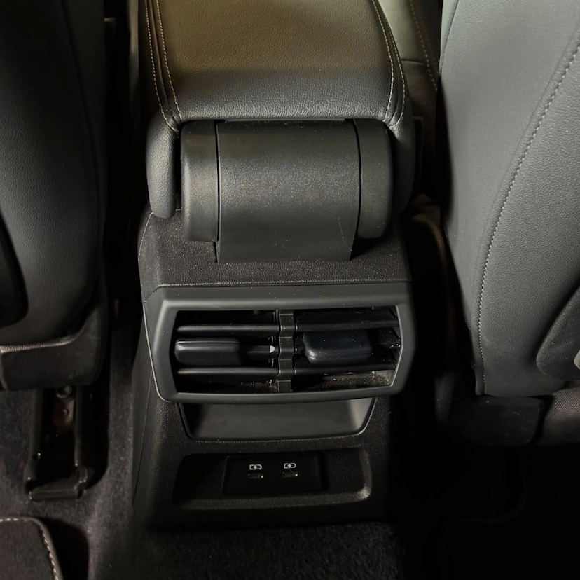 Foto do veículo AUDI A3 2.0 40 TFSI MHEV SEDAN PERFORMANCE BLACK S-TRONIC 2022 48.000 KM 195.000,00