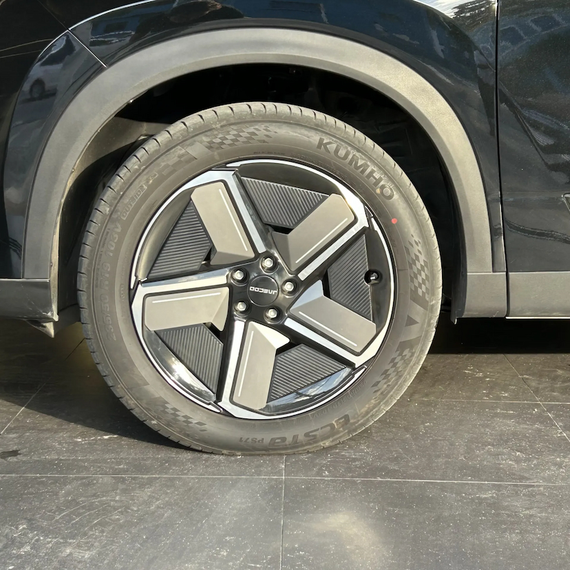 Foto do veículo JAECOO 7 1.5 TGDI PHEV LUXURY DHT 2026 3.683 KM 198.990,00