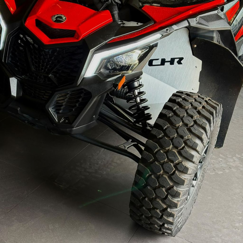 Foto do veículo CAN-AM MAVERICK X3 MAX XRS TURBO MAVERICK X3 MAX XRS TURBO 2018 4.000 KM 109.990,00