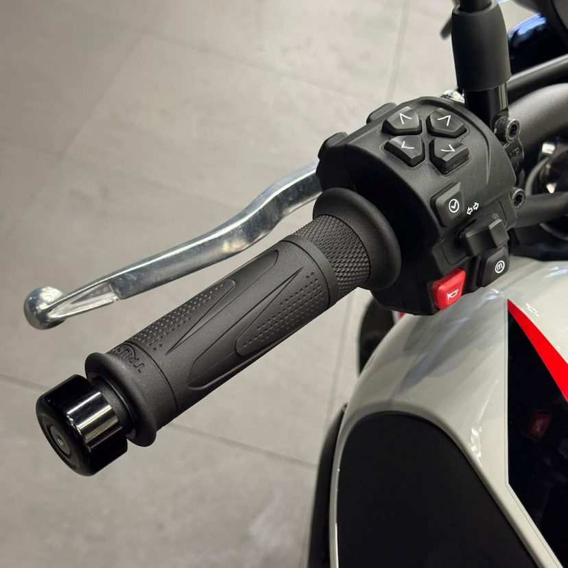 Foto do veículo TRIUMPH TRIDENT 750 TRIDENT 800 2026 326 KM 59.990,00