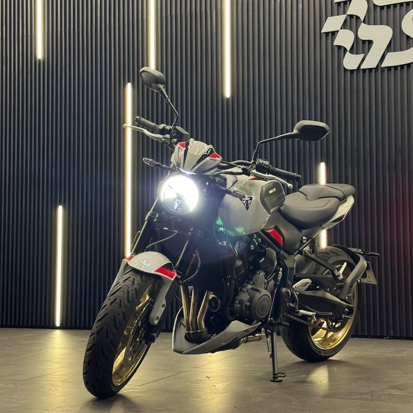 Foto do veículo TRIUMPH TRIDENT 750 TRIDENT 800 2026 326 KM 59.990,00