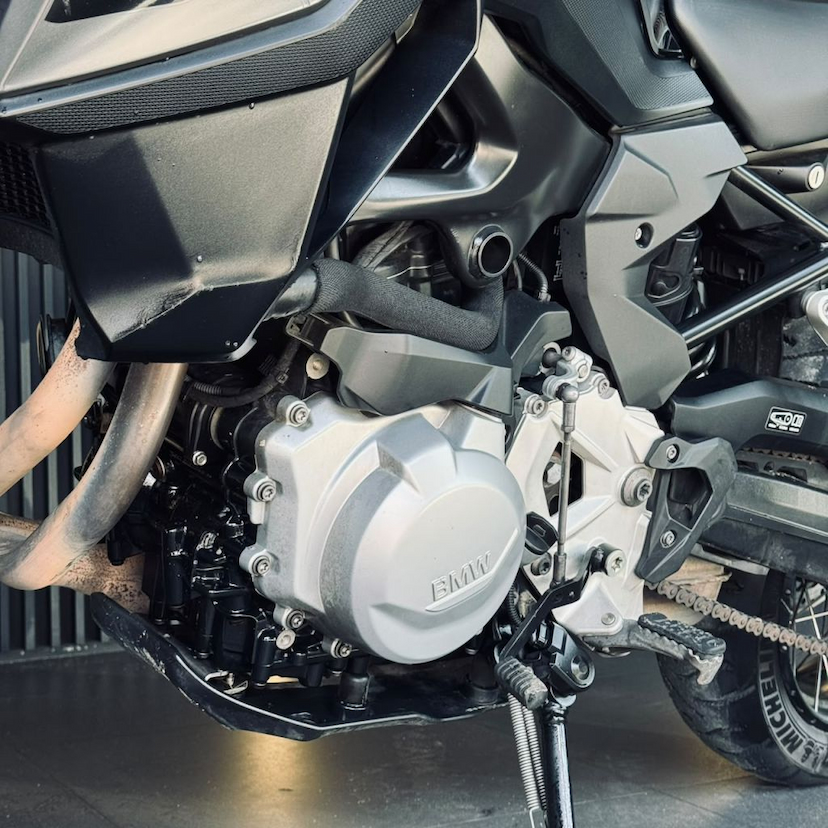 Foto do veículo BMW F 850 GS 850 GS PREMIUM 2023 30.350 KM 60.990,00