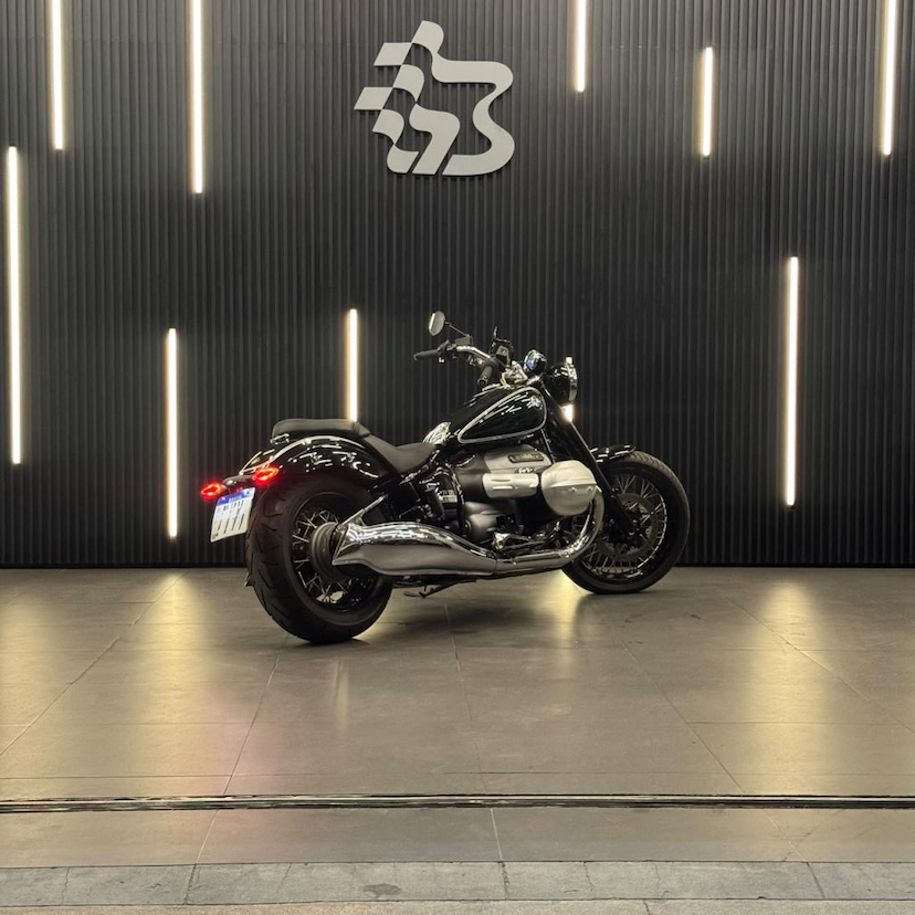 Foto do veículo BMW R18 R 18 PURE 2023 1.217 KM 94.990,00