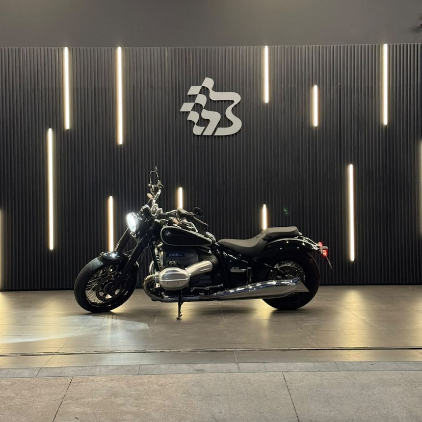 Foto do veículo BMW R18 R 18 PURE 2023 1.217 KM 94.990,00