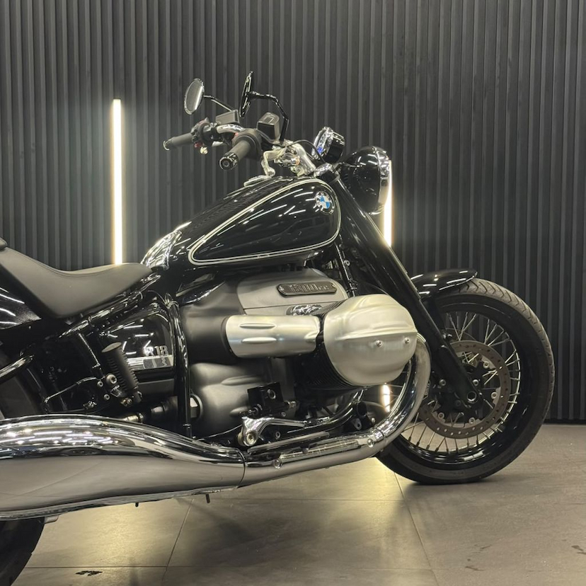 Foto do veículo BMW R18 R 18 PURE 2023 1.217 KM 94.990,00