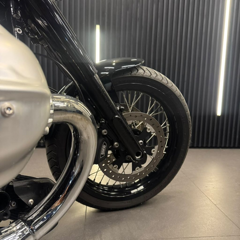 Foto do veículo BMW R18 R 18 PURE 2023 1.217 KM 94.990,00
