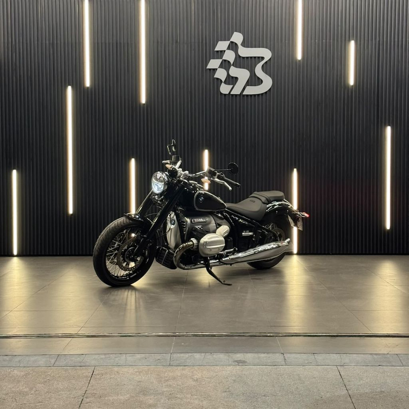 Foto do veículo BMW R18 R 18 PURE 2023 1.217 KM 94.990,00