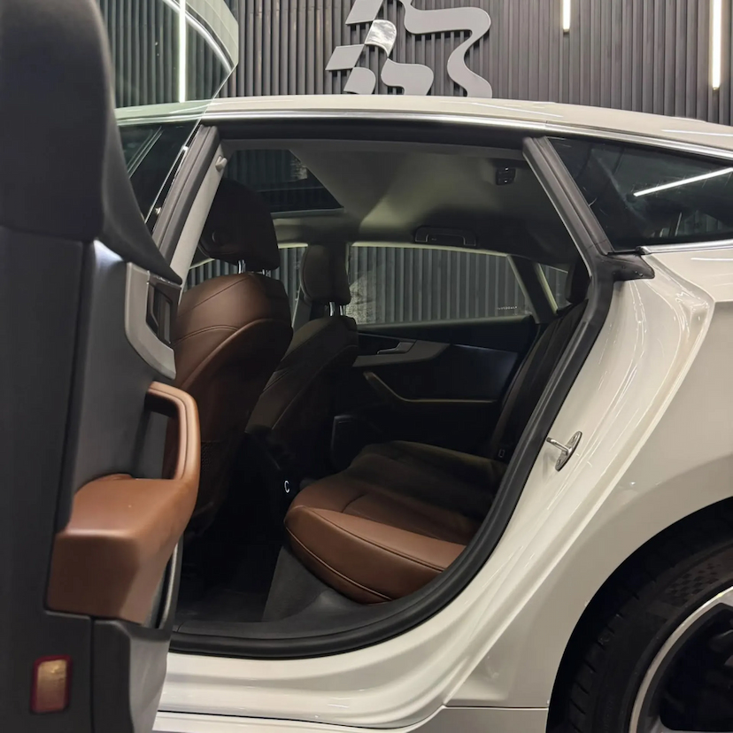 Foto do veículo AUDI A5 2.0 TFSI SPORTBACK AMBIENTE 16V GASOLINA 4P S-TRONIC 2018 84.339 KM 134.990,00