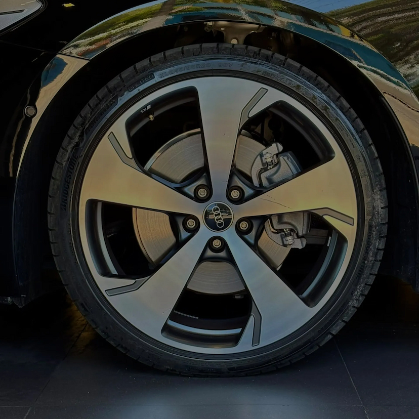 Foto do veículo AUDI A5 2.0 TFSI GASOLINA PERFORMANCE S EDITION QUATTRO S TRONIC 2025 1.956 KM 335.990,00
