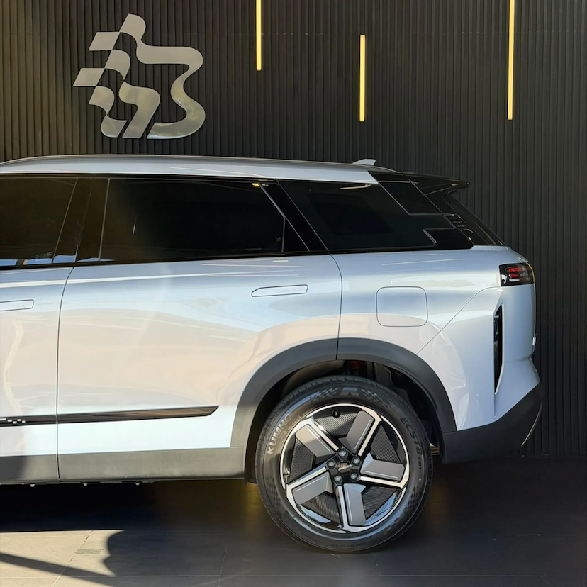 Foto do veículo JAECOO 7 1.5 TGDI PHEV ELITE DHT 2027 2.879 KM 186.990,00