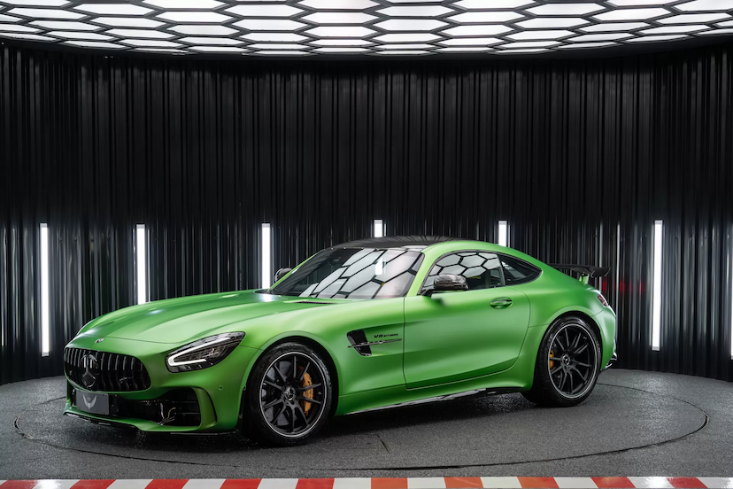 Foto do veículo MERCEDES-BENZ AMG GT R 2021 804 KM 2.348.000,00