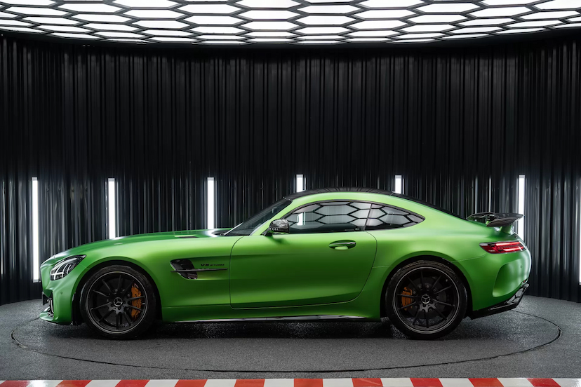 Foto do veículo MERCEDES-BENZ AMG GT R 2021 804 KM 2.348.000,00
