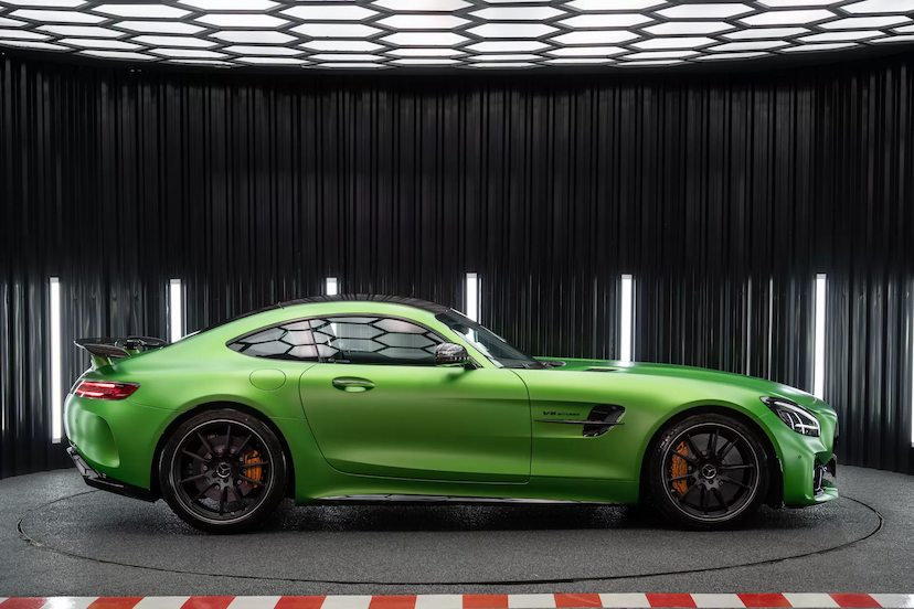 Foto do veículo MERCEDES-BENZ AMG GT R 2021 804 KM 2.348.000,00