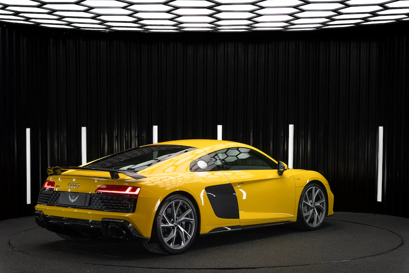 Foto do veículo AUDI R8 COUPÉ QUATTRO S TRONIC 2021 1.737 KM 1.849.900,00