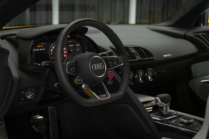 Foto do veículo AUDI R8 COUPÉ QUATTRO S TRONIC 2021 1.737 KM 1.849.900,00