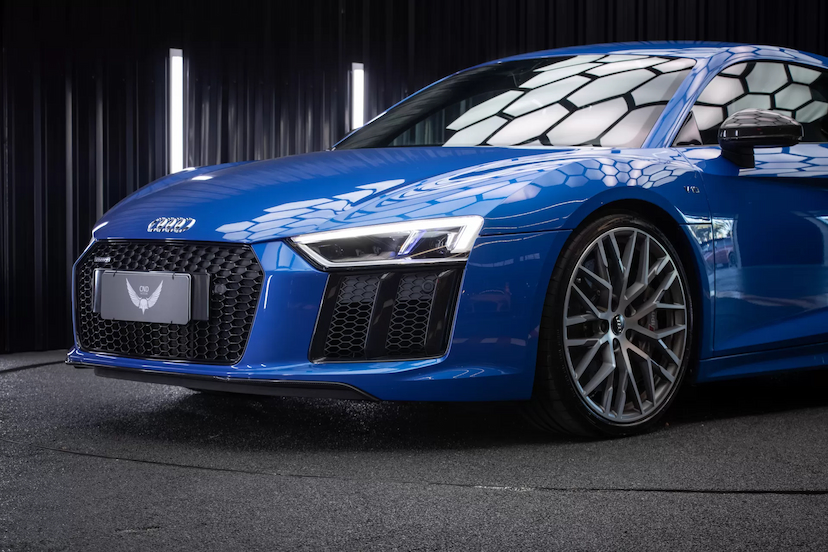 Foto do veículo AUDI R8 COUPE 2017 16.628 KM 1.299.900,00