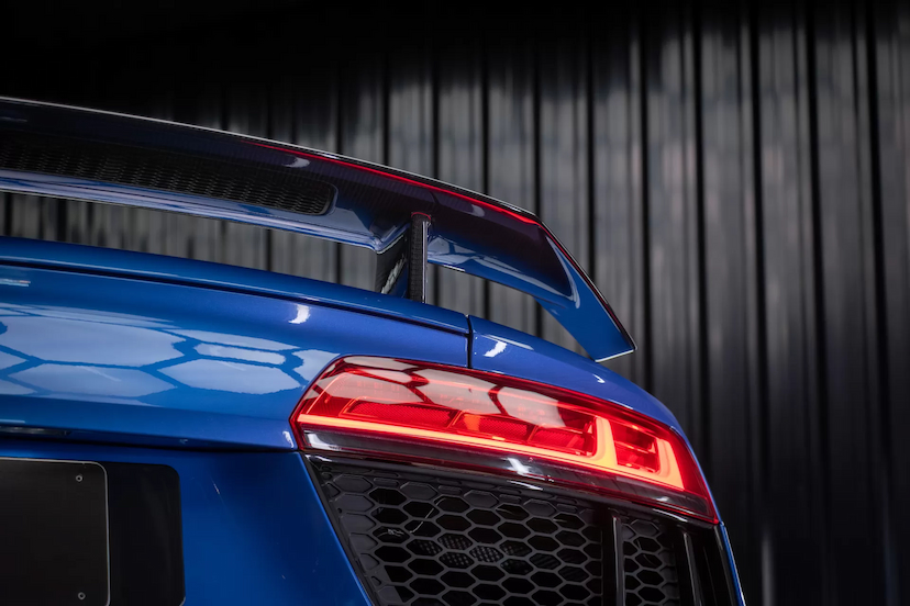 Foto do veículo AUDI R8 COUPE 2017 16.628 KM 1.299.900,00