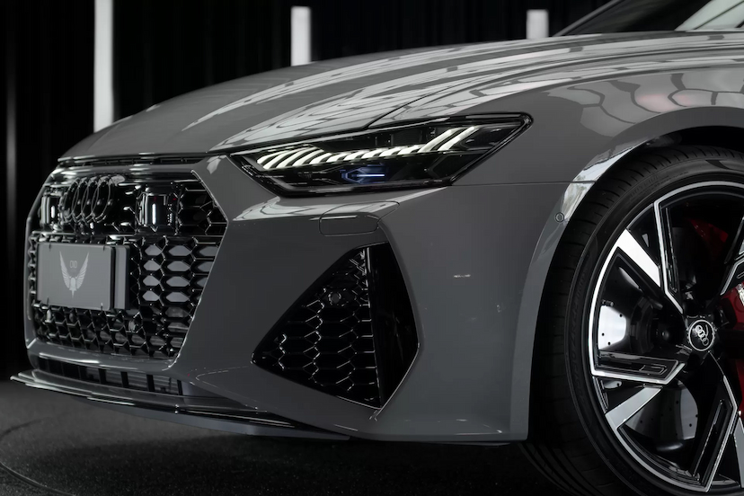 Foto do veículo AUDI RS6 AVANT 2023 400 KM 1.150.000,00