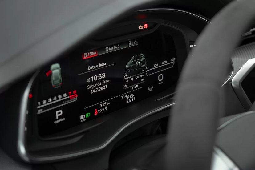Foto do veículo AUDI RS6 AVANT 2023 400 KM 1.150.000,00