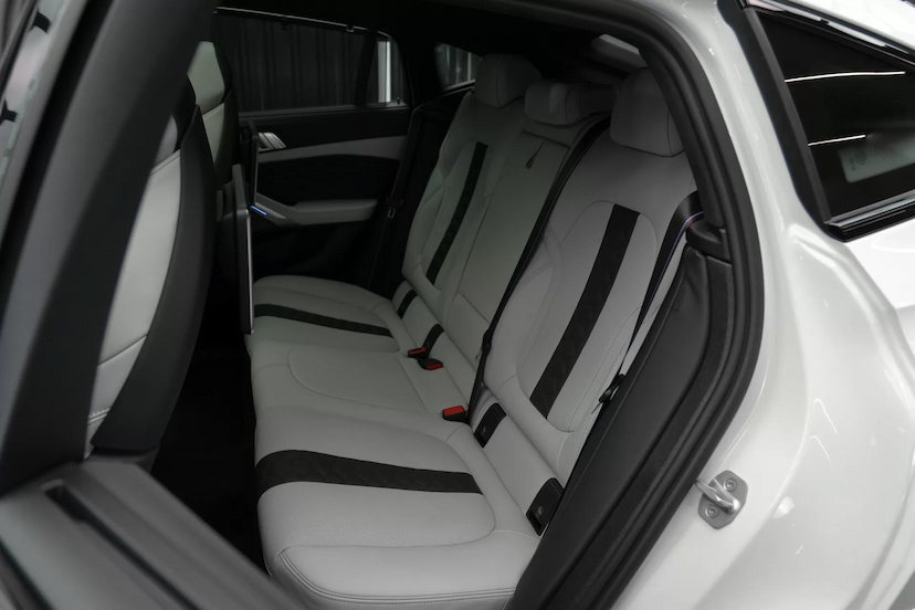 Foto do veículo BMW X6 M M COMPETITION 2023 1.000 KM 989.900,00
