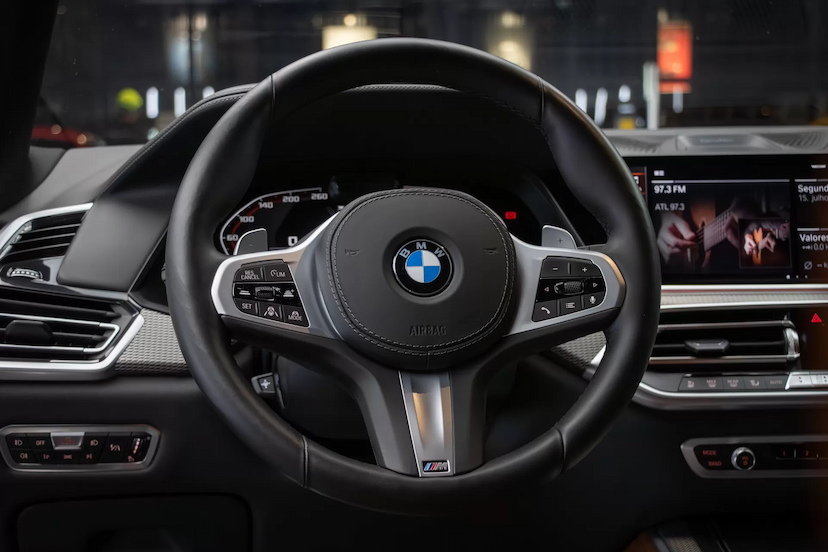 Foto do veículo BMW X5 M50I M SPORT 2021 65.000 KM 419.900,00