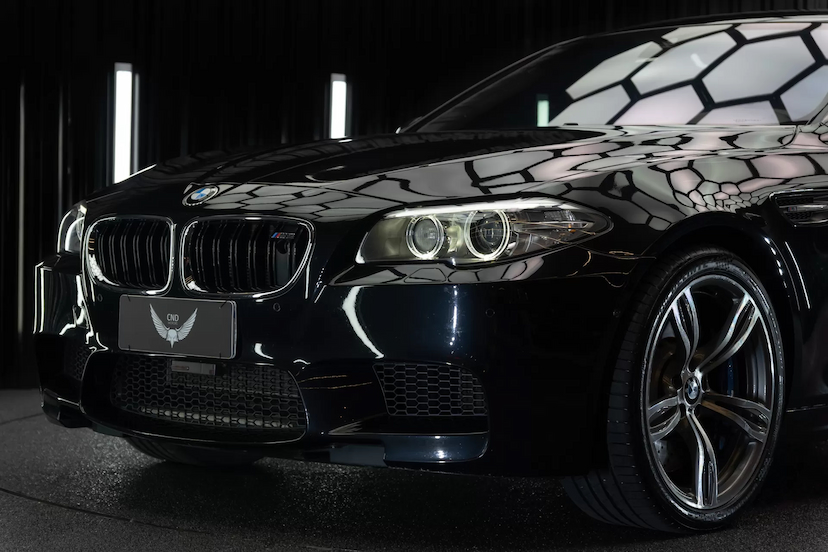 Foto do veículo BMW M5  2014 28.800 KM 319.900,00