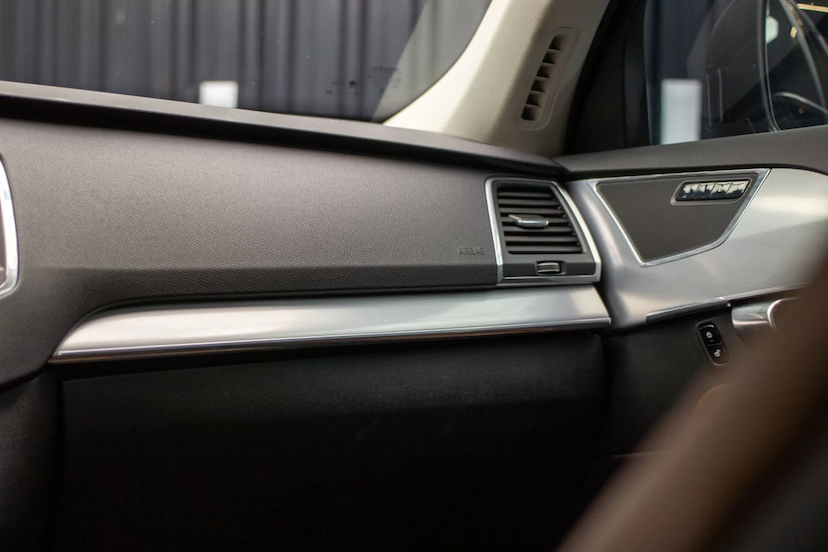 Foto do veículo VOLVO XC90 MOMENTUM 2019 56.600 KM 269.900,00