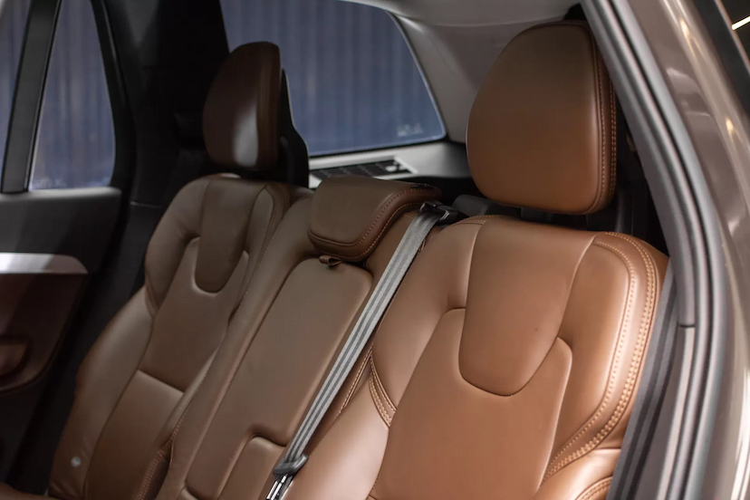 Foto do veículo VOLVO XC90 MOMENTUM 2019 56.600 KM 269.900,00