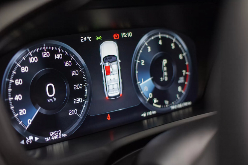 Foto do veículo VOLVO XC90 MOMENTUM 2019 56.600 KM 269.900,00