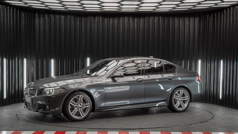 Foto do veículo BMW 535I M SPORT 2016 20.731 KM 185.900,00