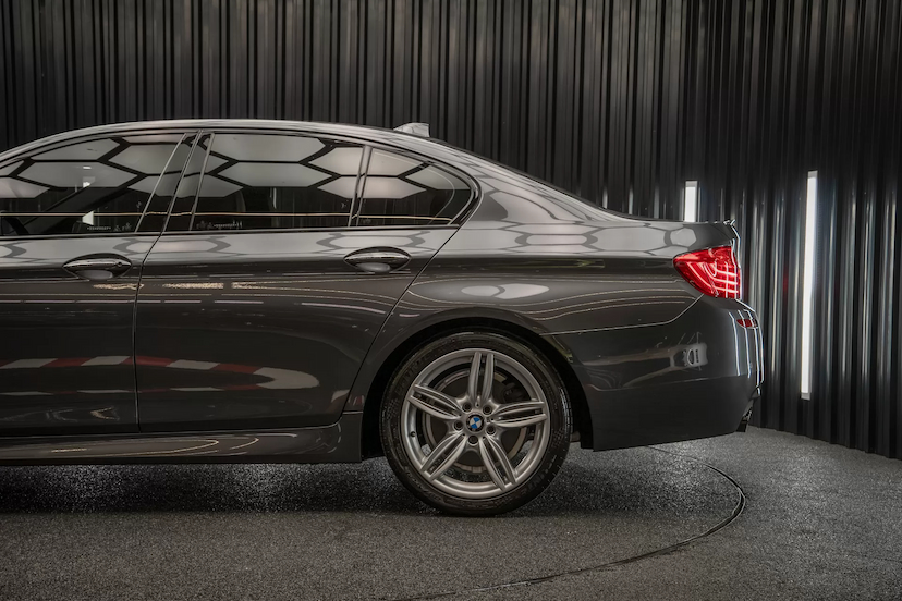 Foto do veículo BMW 535I M SPORT 2016 20.731 KM 185.900,00