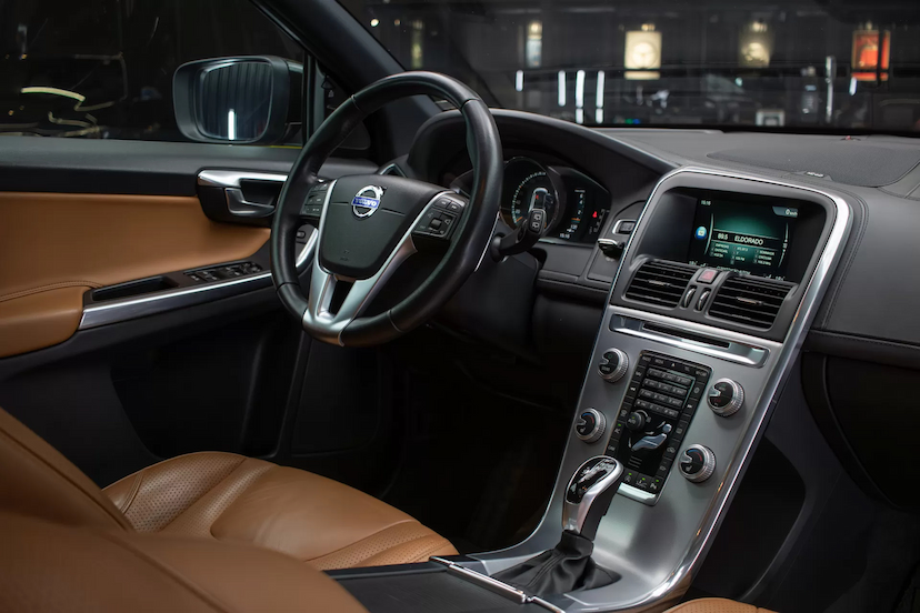 Foto do veículo VOLVO XC60 INSCRIPTION 2017 121.420 KM 109.900,00