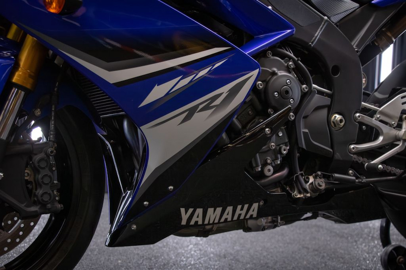 Foto do veículo YAMAHA YZF-R1  2008 204 KM 99.900,00