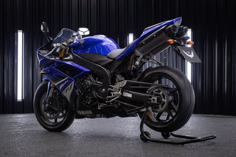 Foto do veículo YAMAHA YZF-R1  2008 204 KM 99.900,00