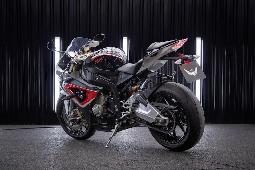 Foto do veículo BMW S1000 RR  2014 5.772 KM 73.900,00