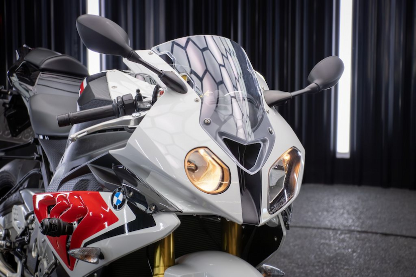 Foto do veículo BMW S1000 RR  2014 5.772 KM 73.900,00