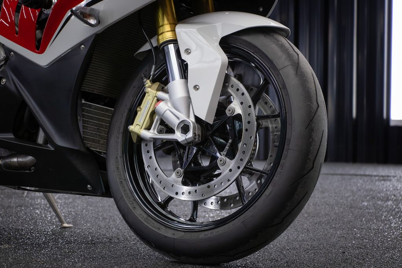 Foto do veículo BMW S1000 RR  2014 5.772 KM 73.900,00