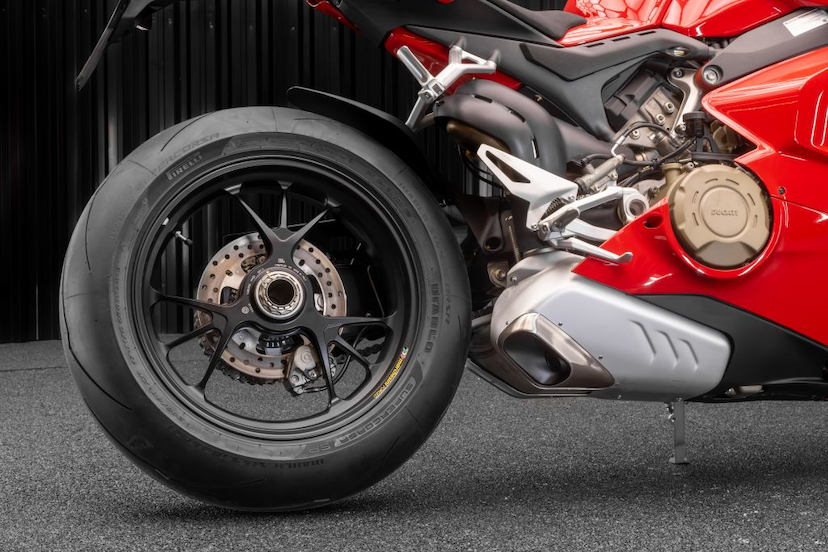 Foto do veículo DUCATI PANIGALE V4 SP  2021 100 KM 149.900,00