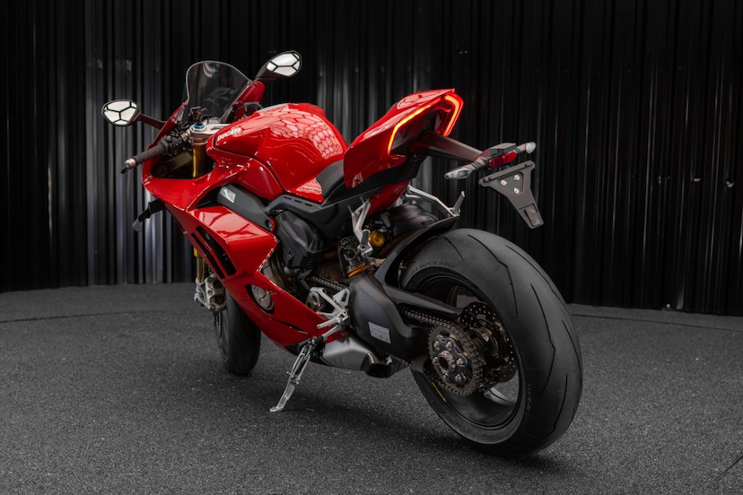 Foto do veículo DUCATI PANIGALE V4 SP  2021 100 KM 149.900,00