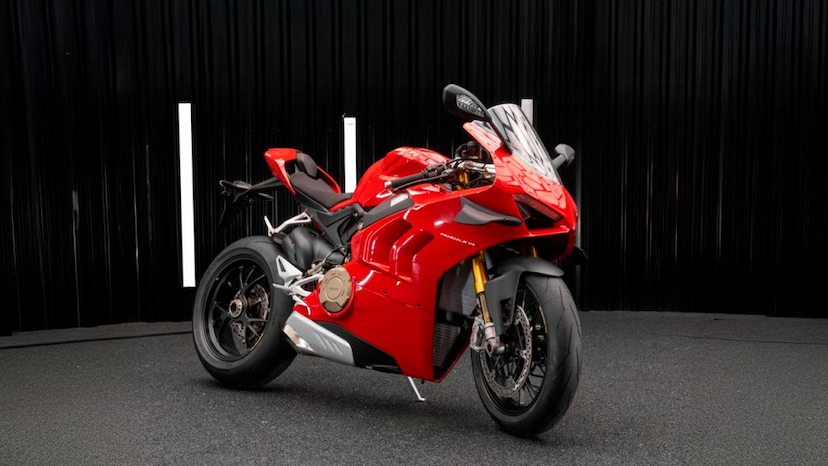 Foto do veículo DUCATI PANIGALE V4 SP  2021 100 KM 149.900,00
