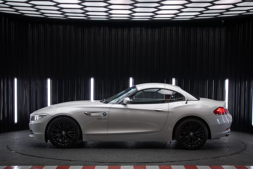 Foto do veículo BMW Z4 2.0 16V TURBO GASOLINA SDRIVE20I AUTOMÁTICO 2014 41.000 KM 229.900,00