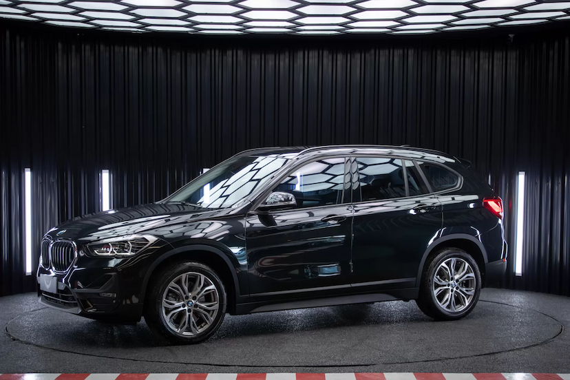 Foto do veículo BMW X1 2.0 16V TURBO ACTIVEFLEX SDRIVE20I 4P AUTOMÁTICO 2021 43.715 KM 164.900,00