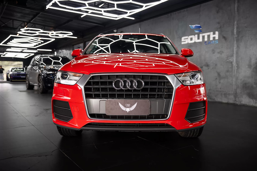 Foto do veículo AUDI Q3 1.4 TFSI AMBIENTE GASOLINA 4P S TRONIC 2016 63.221 KM 94.900,00
